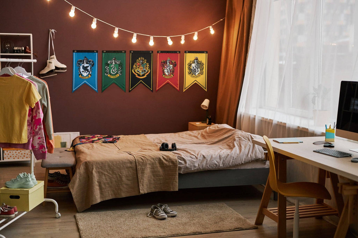 Harry Potter Hogwarts House Banner Flag Set (12'' x 20'')
